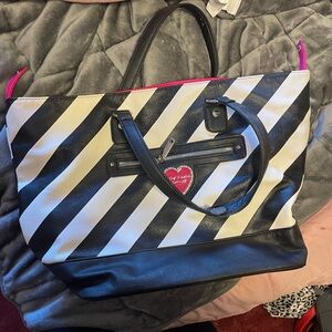 Betsy Johnson purse
